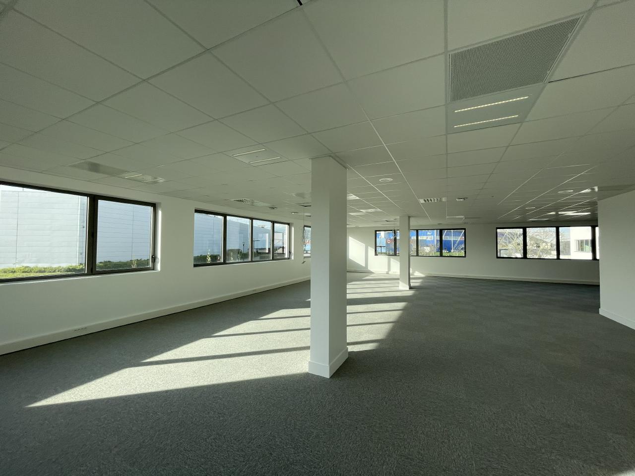 Bureau Saint-Herblain 2912m² Location bureau Saint-Herblain Loire-Atlantique OLBUR2116083 1